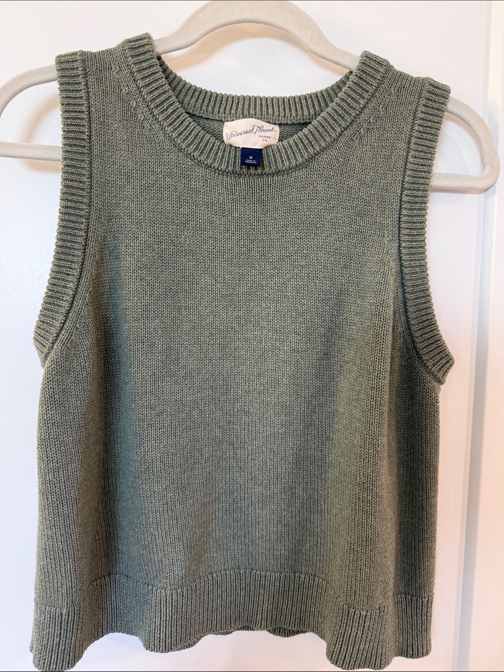 Universal thread Olive Knit Sleeveless V-Neck Sweater Vest